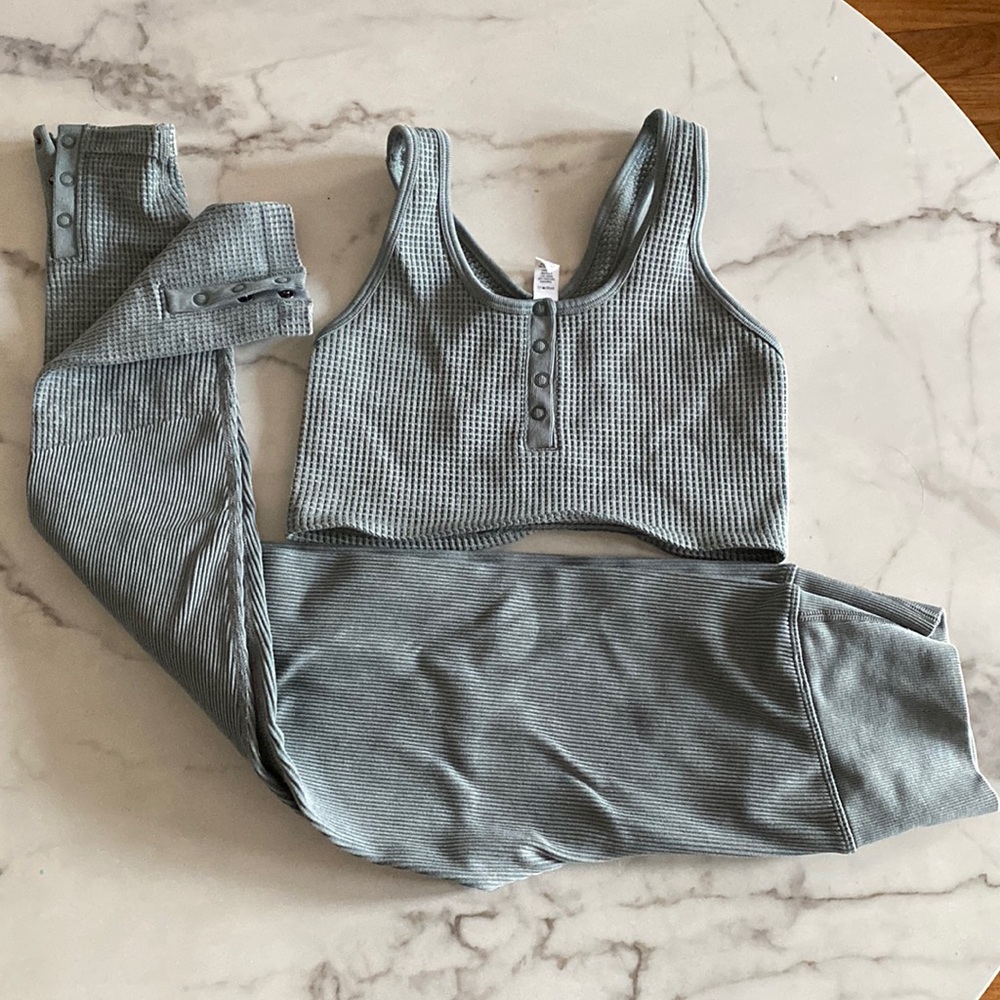 Aerie lounge set. Bralette and leggings.